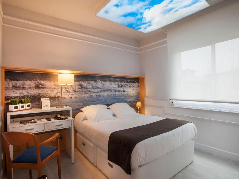 Hotel Ribes Roges image
