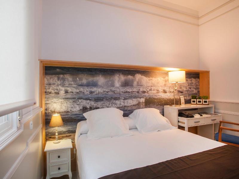 Hotel Ribes Roges image