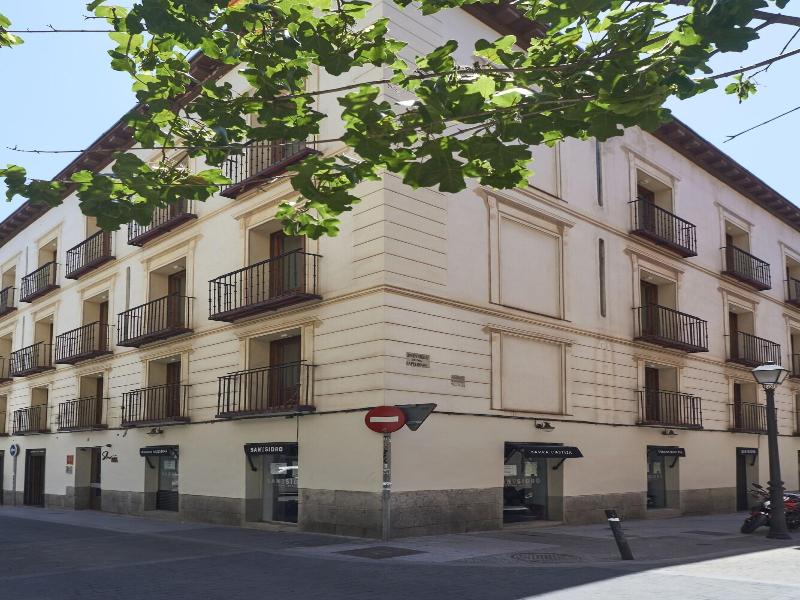 Slow Suites Chueca image