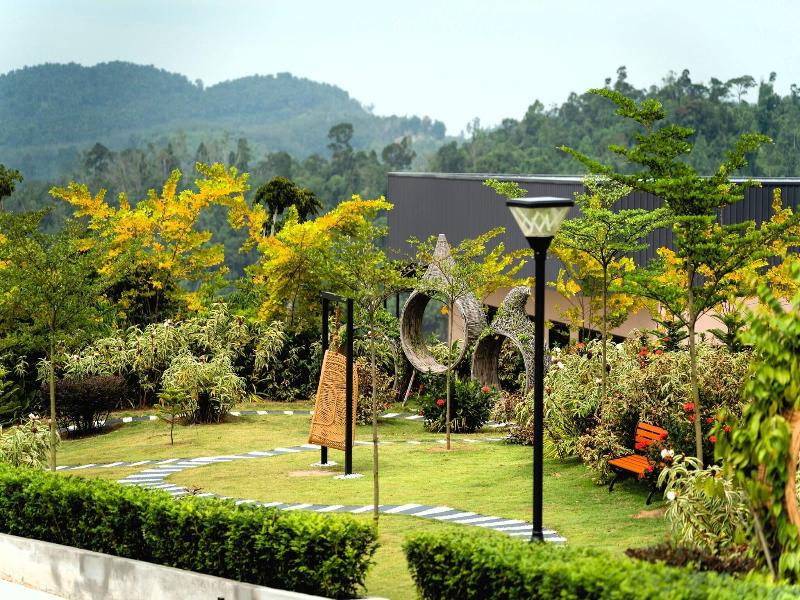 Monkeys Canopy Resort image