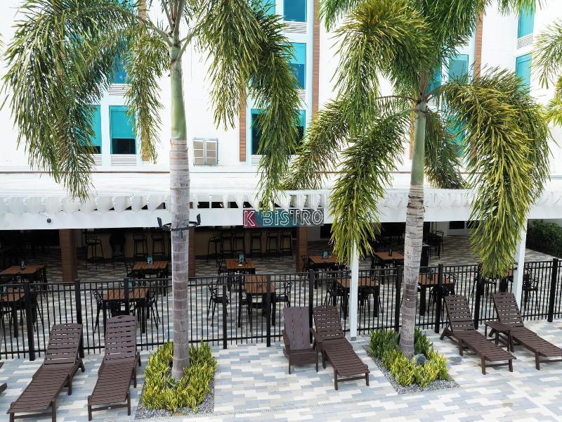 Kompose Boutique Resort At Theme Parks image