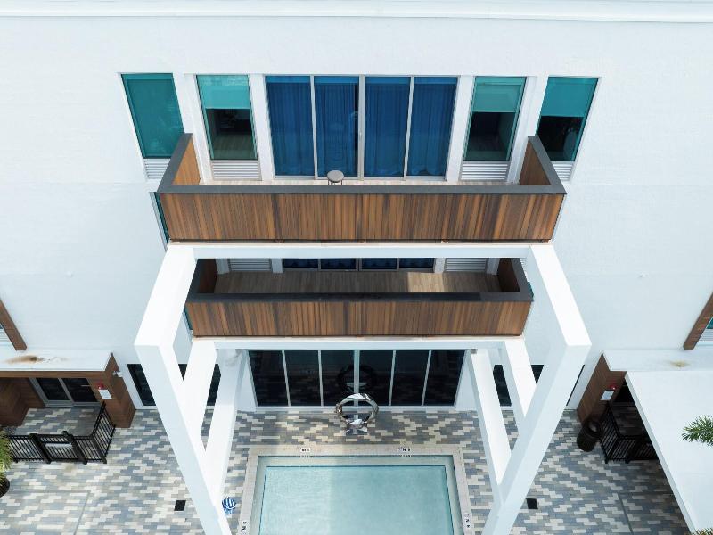 Kompose Boutique Resort At Theme Parks image