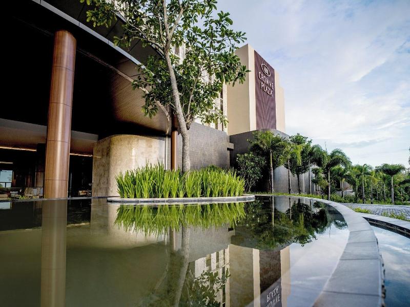 Crowne Plaza Phu Quoc Starbay By Ihg