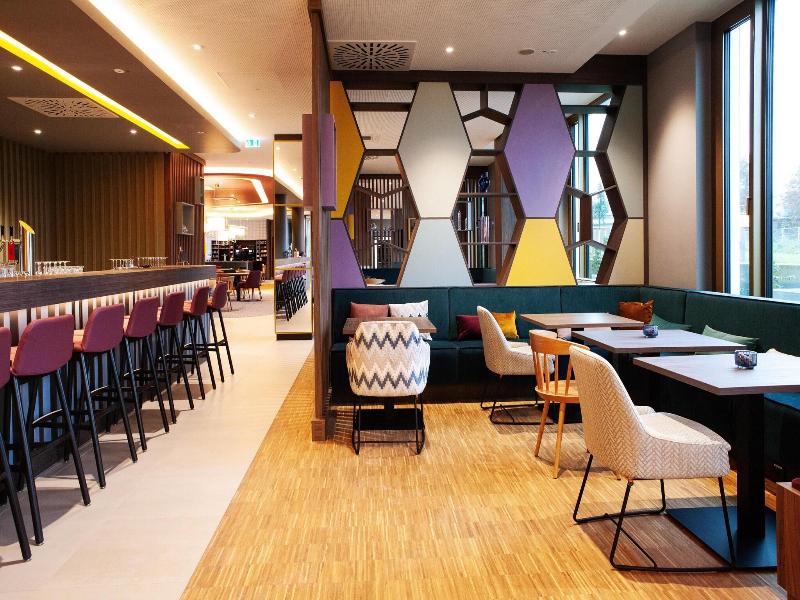 Hampton By Hilton Stuttgart Airport image