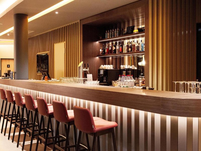 Hampton By Hilton Stuttgart Airport image