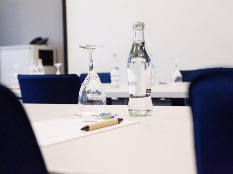 Hampton By Hilton Stuttgart Airport image