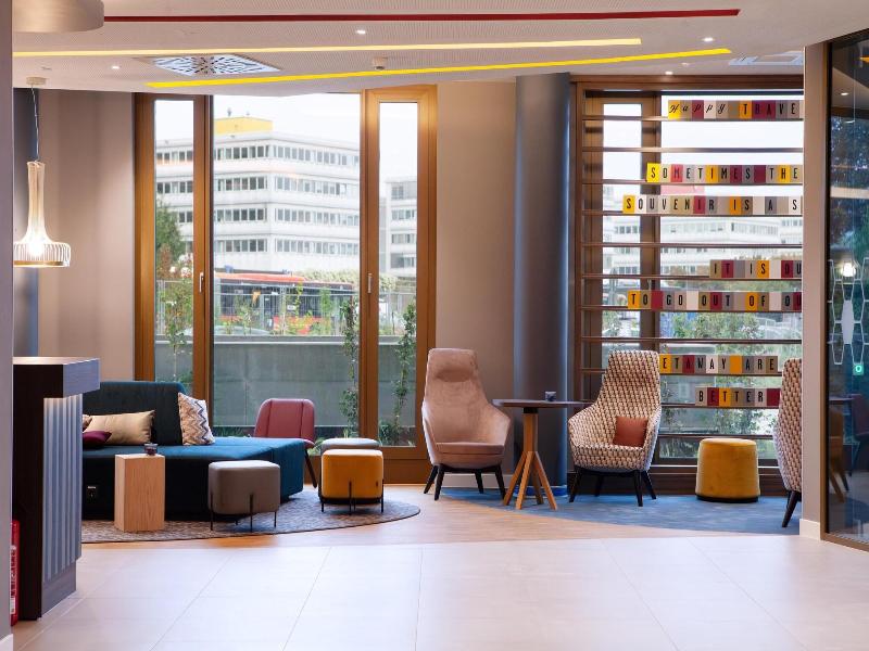 Hampton By Hilton Stuttgart Airport image