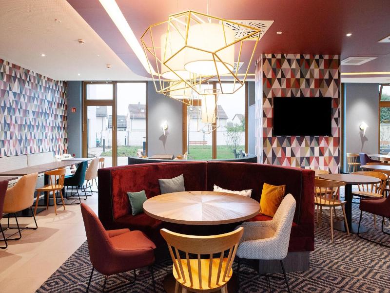 Hampton By Hilton Stuttgart Airport image