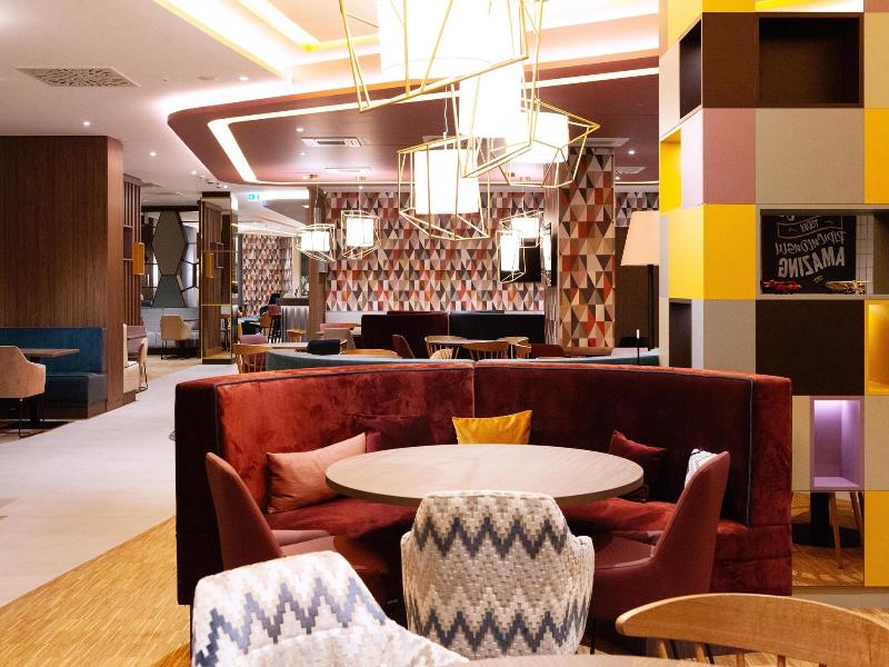 Hampton By Hilton Stuttgart Airport image