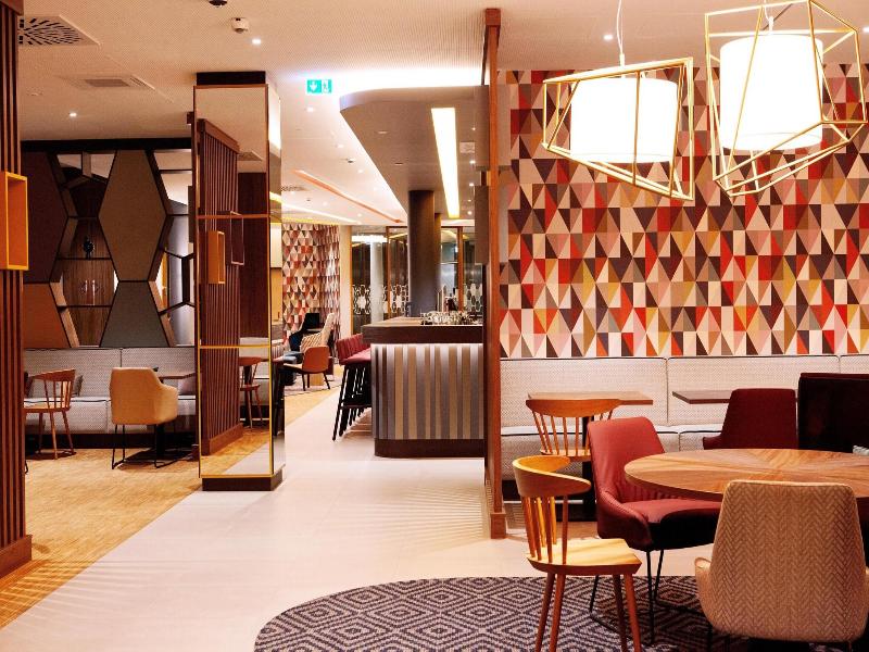 Hampton By Hilton Stuttgart Airport image