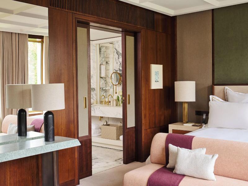 The Chancery Rosewood image