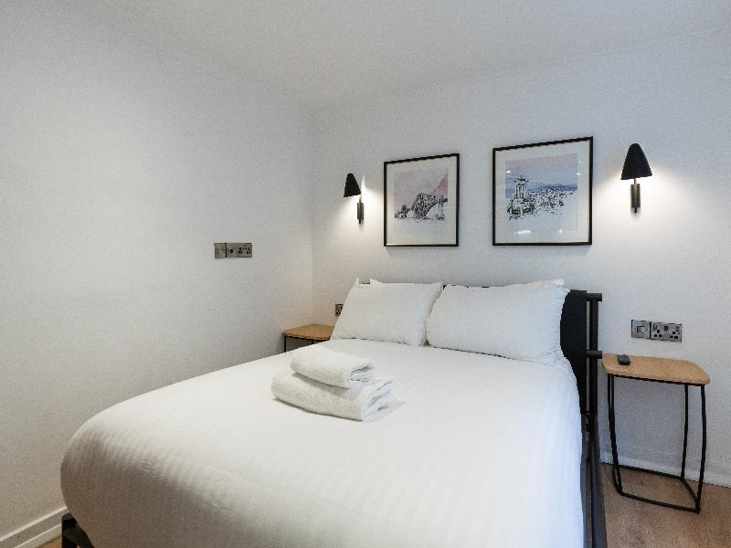 Premier Suites Edinburgh – Fountain Court image