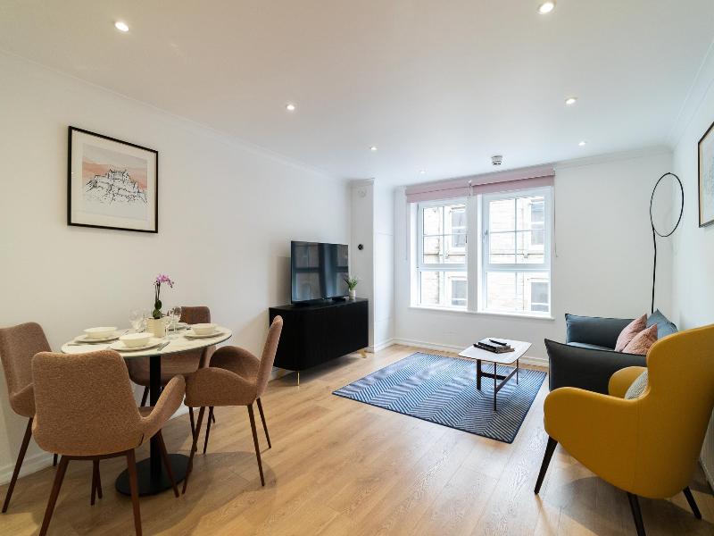 Premier Suites Edinburgh – Fountain Court image