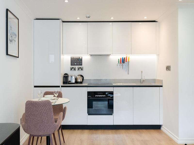 Premier Suites Edinburgh – Fountain Court image