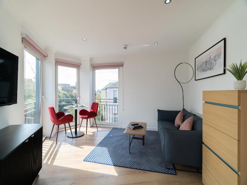 Premier Suites Edinburgh – Fountain Court image