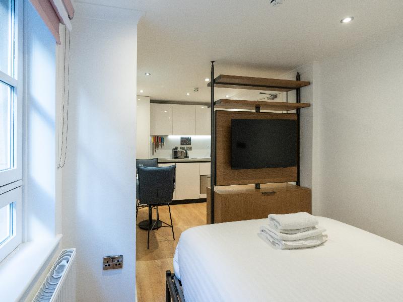 Premier Suites Edinburgh – Fountain Court image
