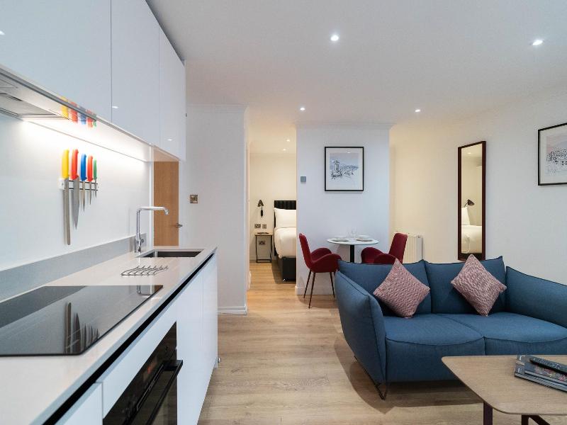 Premier Suites Edinburgh – Fountain Court image