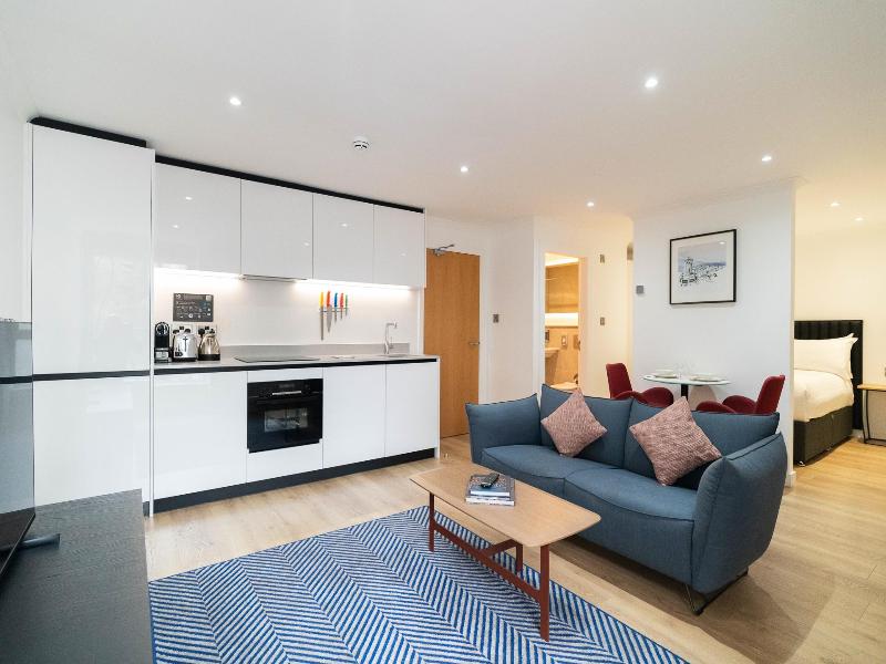 Premier Suites Edinburgh – Fountain Court image
