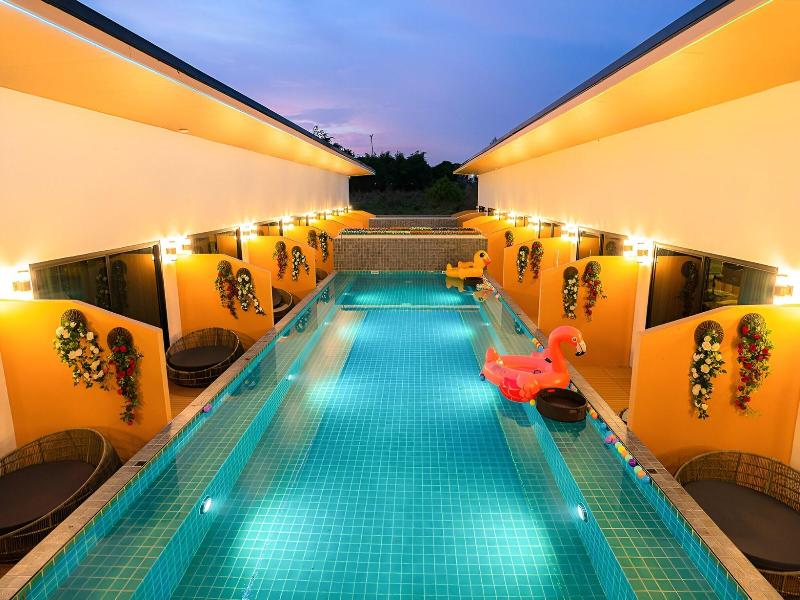 Fresh Resort Pattaya image