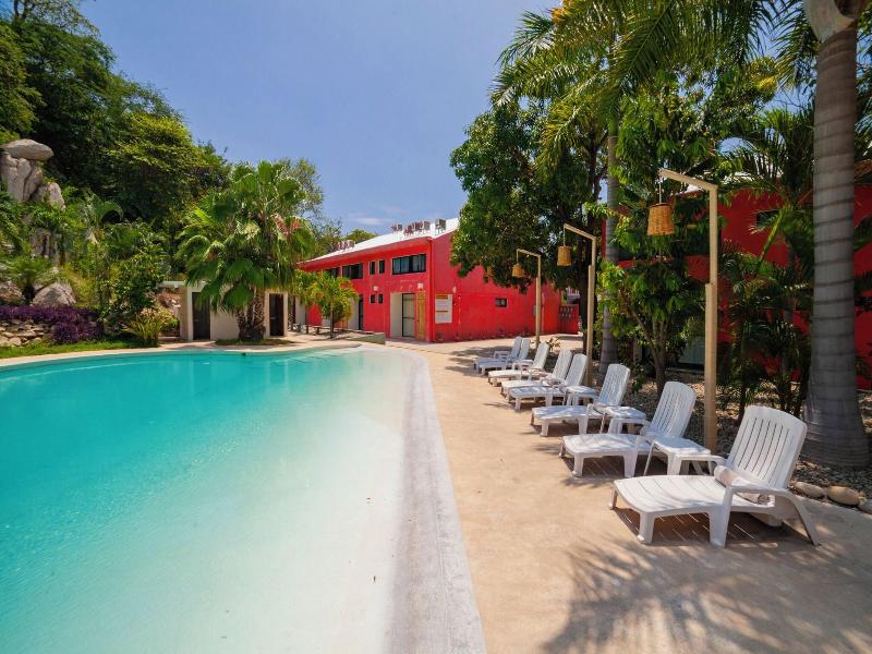 Hotel Biulú image