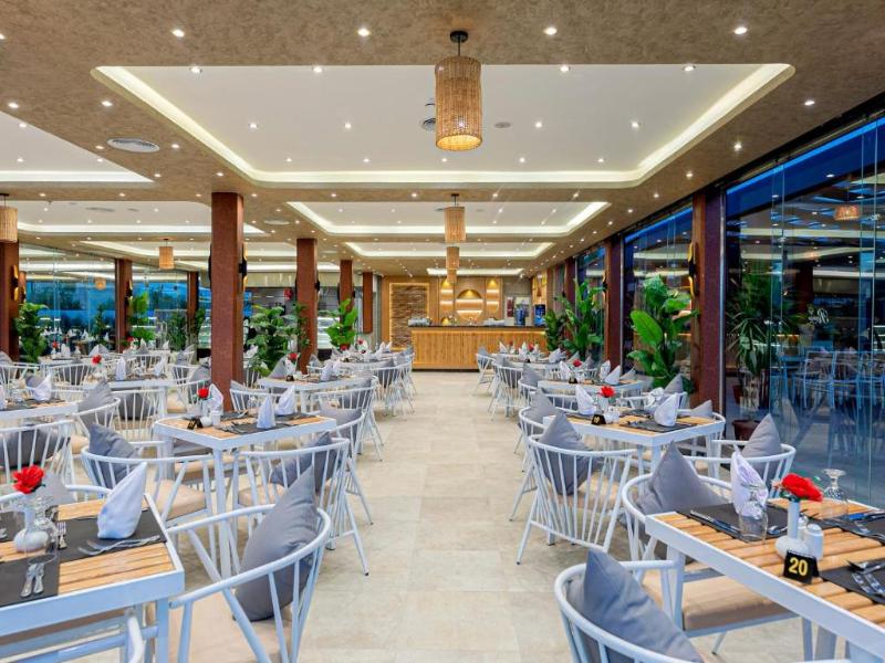 Rewaya Majestic Resort *****, Hurghada