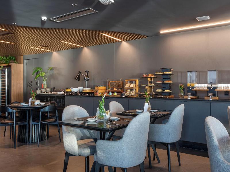 Icon Hotel By Welkom image