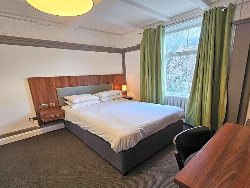 Chelsea House  image