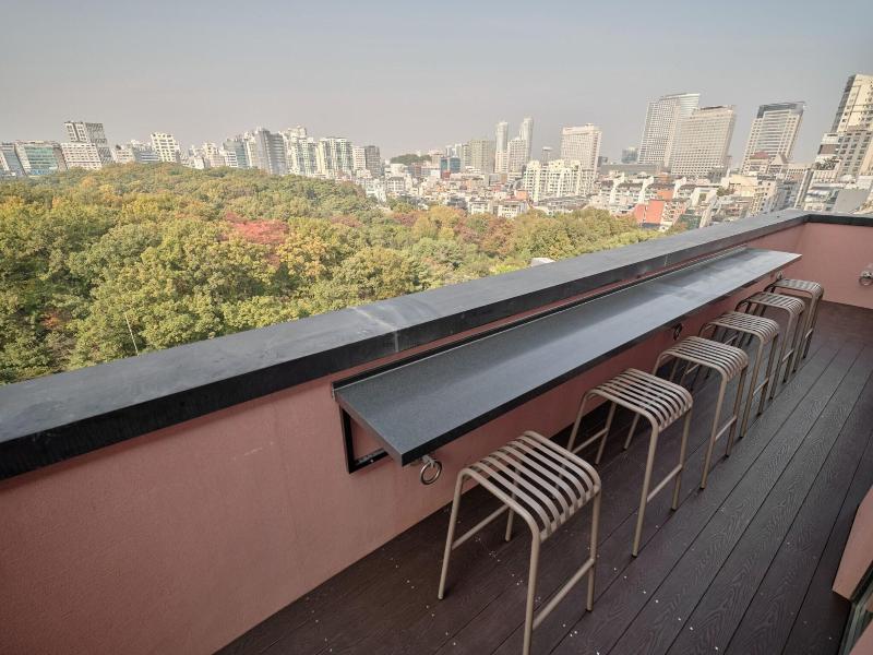 Uh Suite The Coex image