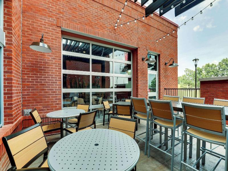 Drury Plaza Hotel Savannah Pooler image
