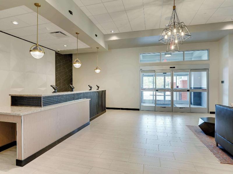 Drury Plaza Hotel Savannah Pooler image