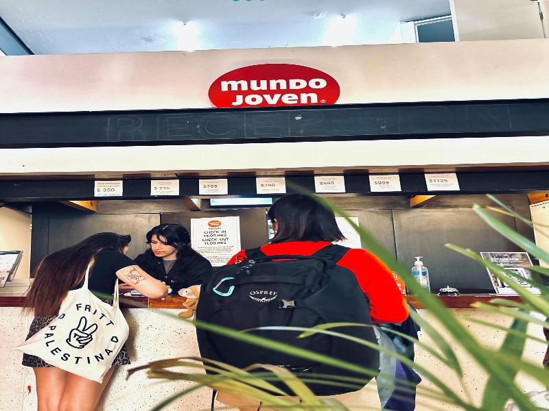 Hostel Mundo Joven Catedral image