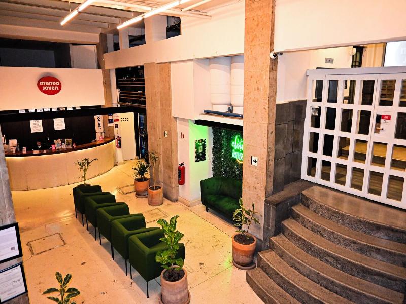 Hostel Mundo Joven Catedral image
