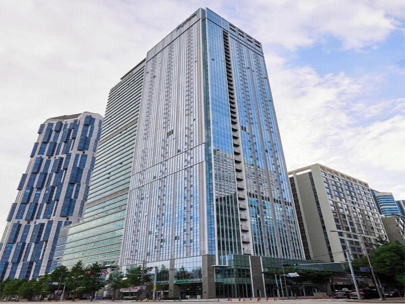Newcz Centum Hotel image