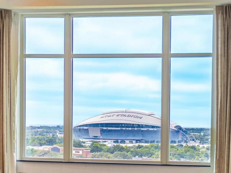 Drury Plaza Hotel Dallas Arlington image