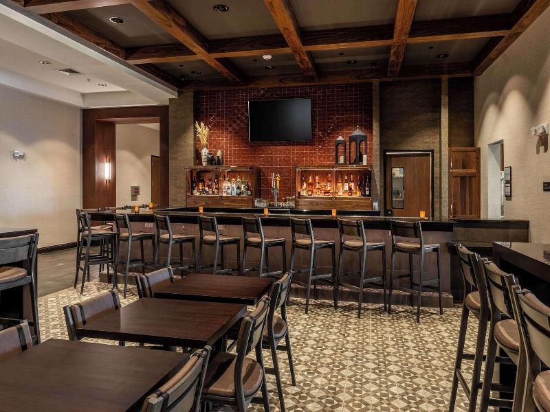 Drury Plaza Hotel Dallas Arlington image