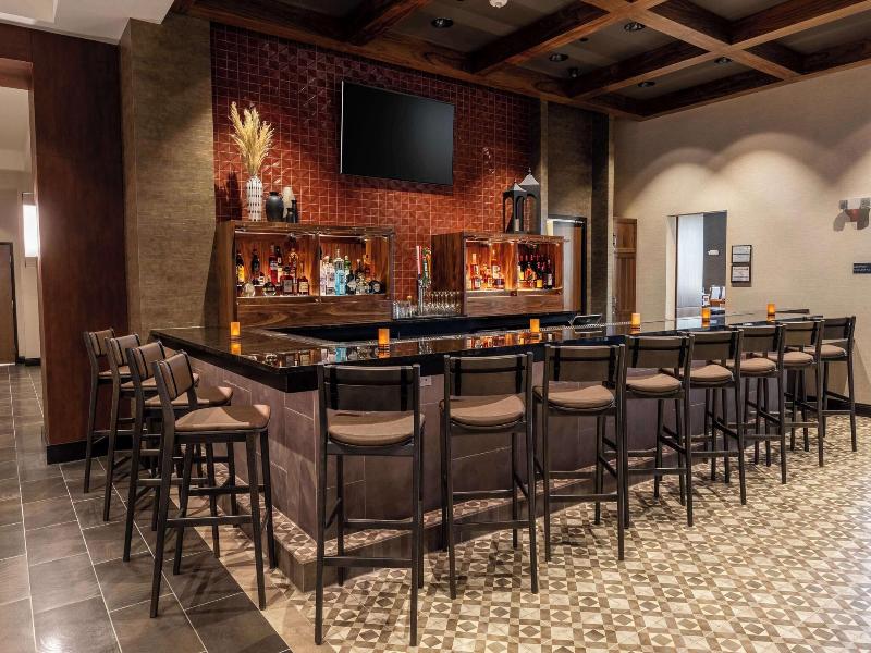 Drury Plaza Hotel Dallas Arlington image