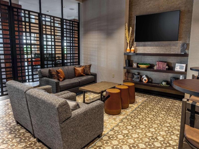 Drury Plaza Hotel Dallas Arlington image