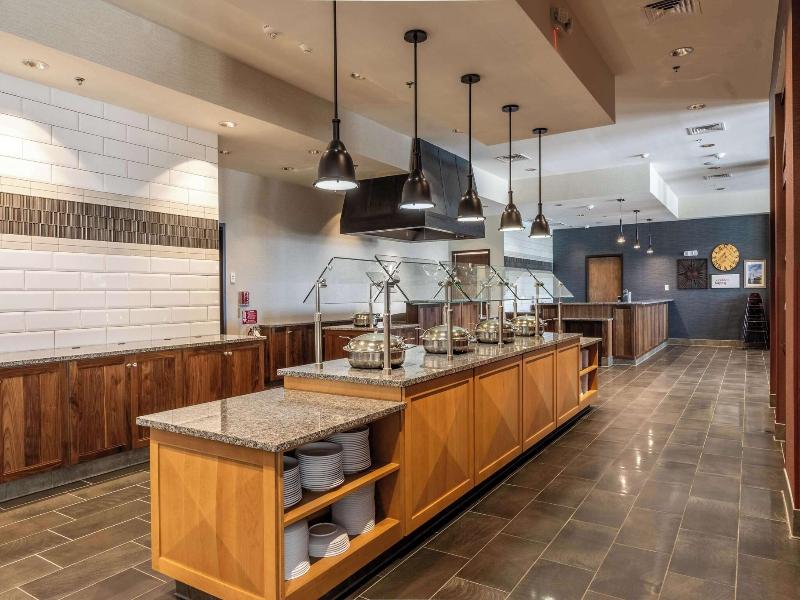 Drury Plaza Hotel Dallas Arlington image