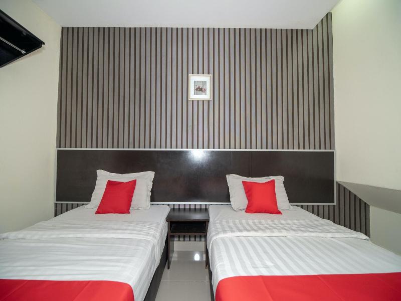 Hotel O Blossom Hotel image