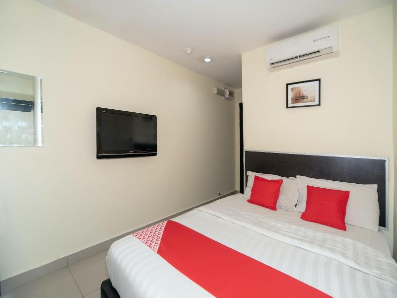 Hotel O Blossom Hotel image
