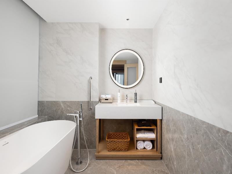 Hilton Garden Inn Zhuji East image
