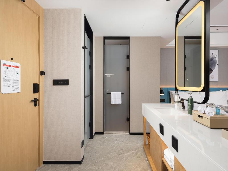 Hilton Garden Inn Zhuji East image