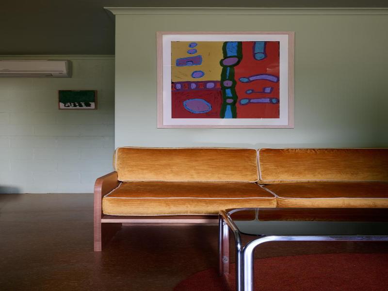 River Drive Motel image