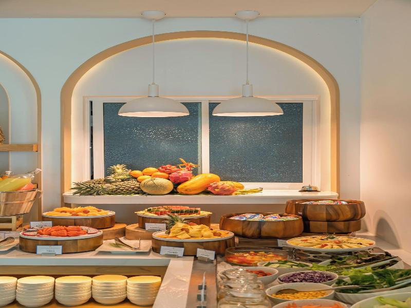 Anona Sunset Boutique image