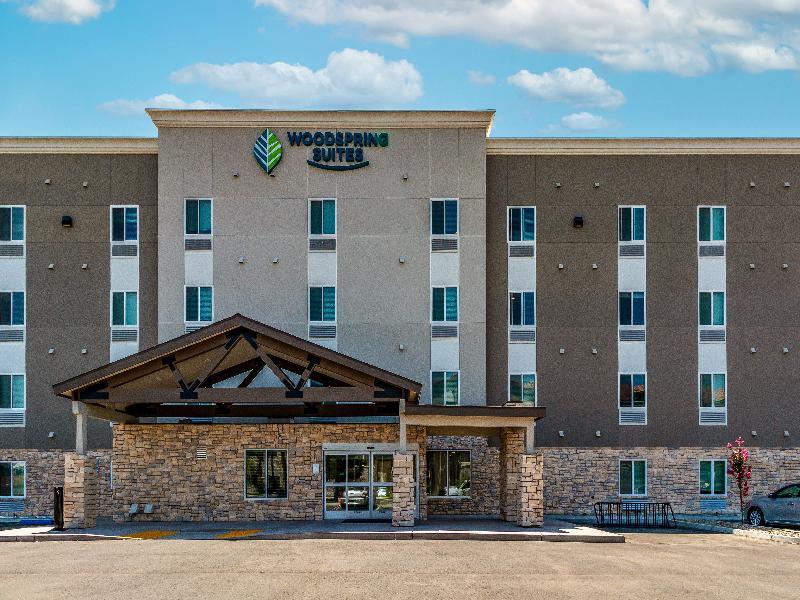 Woodspring Suites Bakersfield Airport