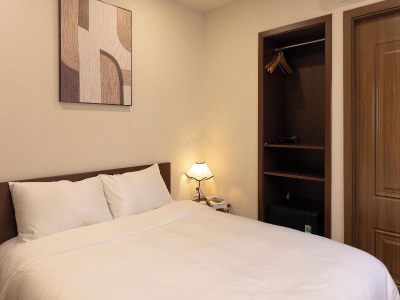 Beige Hotel image
