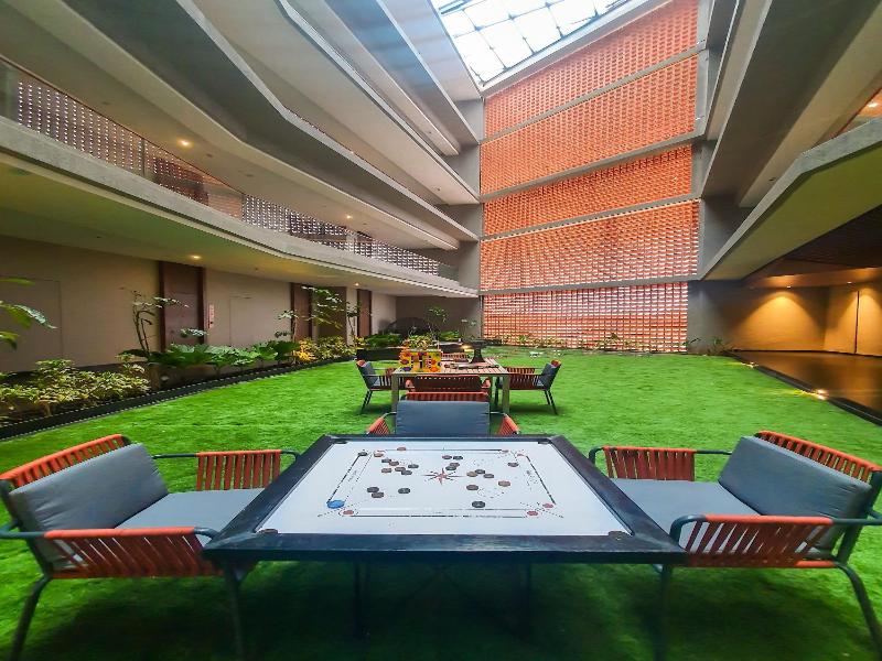 Aria Resort And Spa