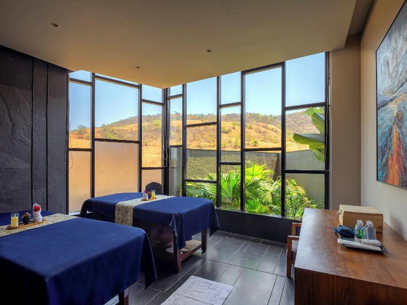 Aria Resort And Spa image