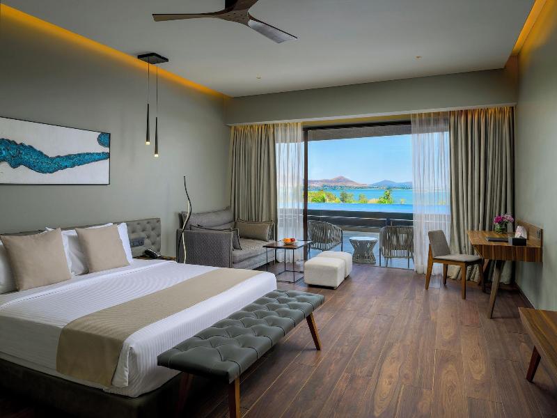 Aria Resort And Spa image