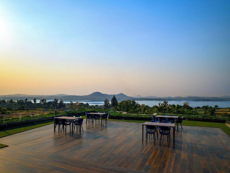 Aria Resort And Spa image